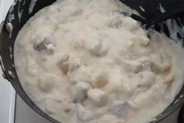 「【マカロニを長芋にチェンジ】ヘルシーうれしい「長芋と玉ねぎのグラタン」作ってみた！トロホク♡【農家直伝】」の画像