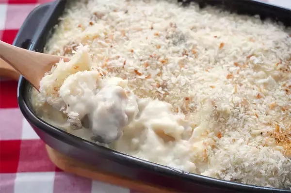 「【マカロニを長芋にチェンジ】ヘルシーうれしい「長芋と玉ねぎのグラタン」作ってみた！トロホク♡【農家直伝】」の画像