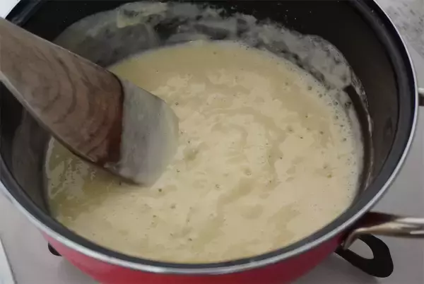 「【マカロニを長芋にチェンジ】ヘルシーうれしい「長芋と玉ねぎのグラタン」作ってみた！トロホク♡【農家直伝】」の画像