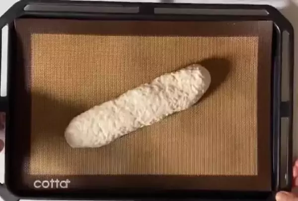 「【ポリ袋＆フライパン調理】え、残りご飯茶碗半分がパンに!?「ご飯パン」作ってみた！噛めば噛むほど甘みっ♡」の画像