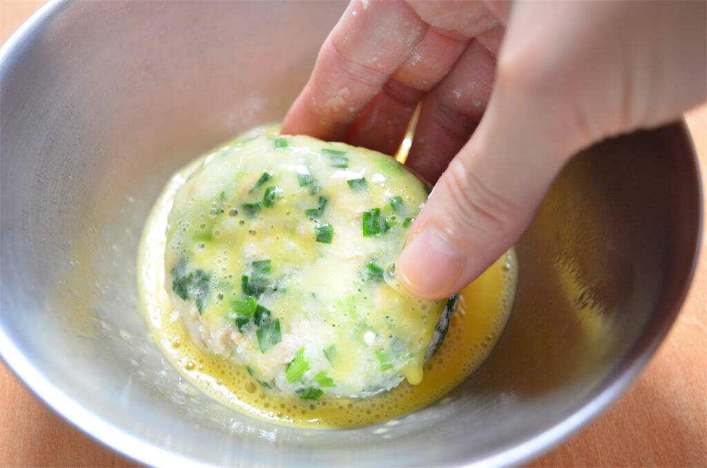 玉ねぎ代わりにニラマシマシな「ポテトコロッケ」作ってみた！スタミナ爆弾でパワー！！【農家直伝】