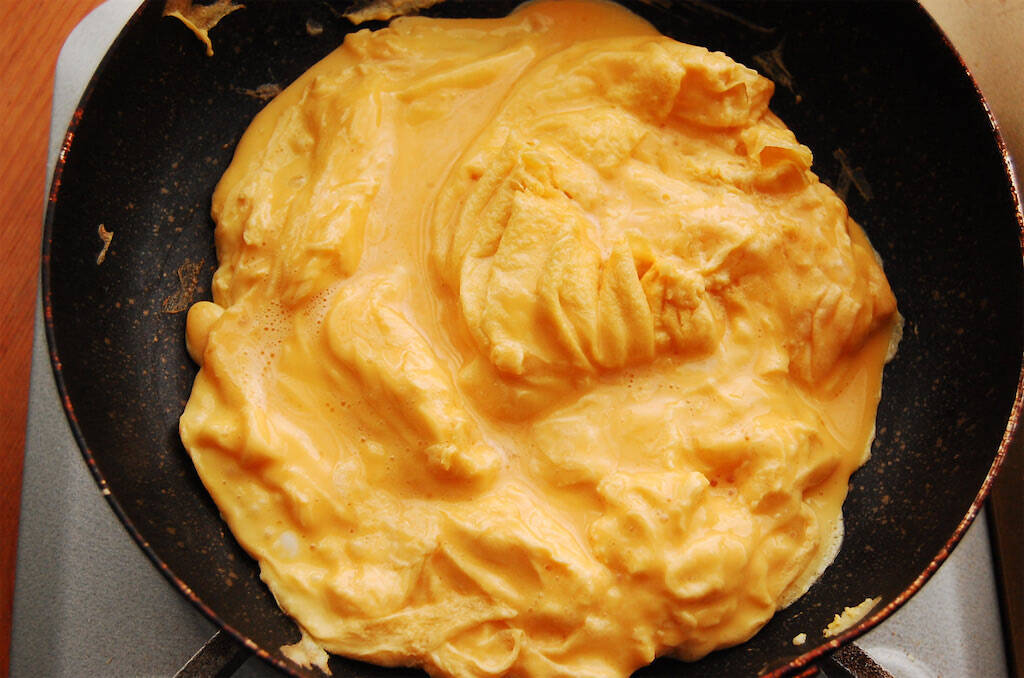 【喉を労わるカニカマ餡】のどごしとろん♡「ふわふわ卵のあんかけ」作ってみた！秘訣はマヨネーズだって♪