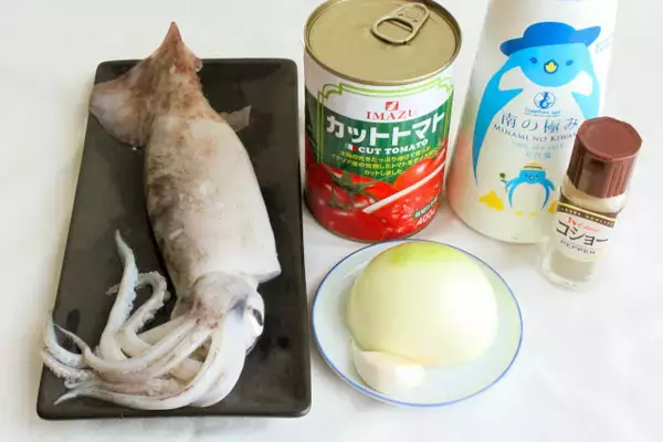 「【トマトにはイカが合う】フライパンで15分♪上田淳子流「イカのトマト煮」作ってみた！胴は後入れで柔～い♡」の画像