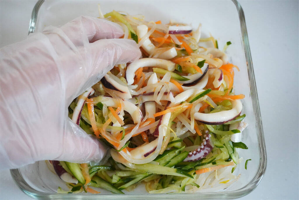 【刺激がたまらん！】大人がハマる「イカと野菜のからしあえ」作ってみた！ツーンとシャキ食感♪【農家直伝】