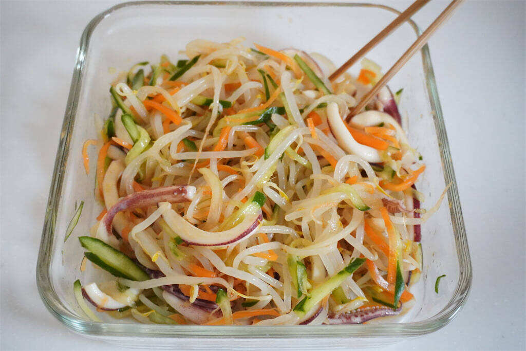 【刺激がたまらん！】大人がハマる「イカと野菜のからしあえ」作ってみた！ツーンとシャキ食感♪【農家直伝】