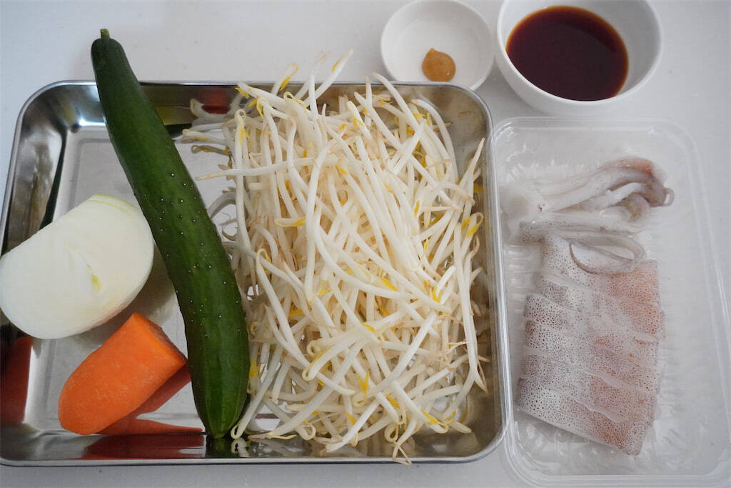 【刺激がたまらん！】大人がハマる「イカと野菜のからしあえ」作ってみた！ツーンとシャキ食感♪【農家直伝】
