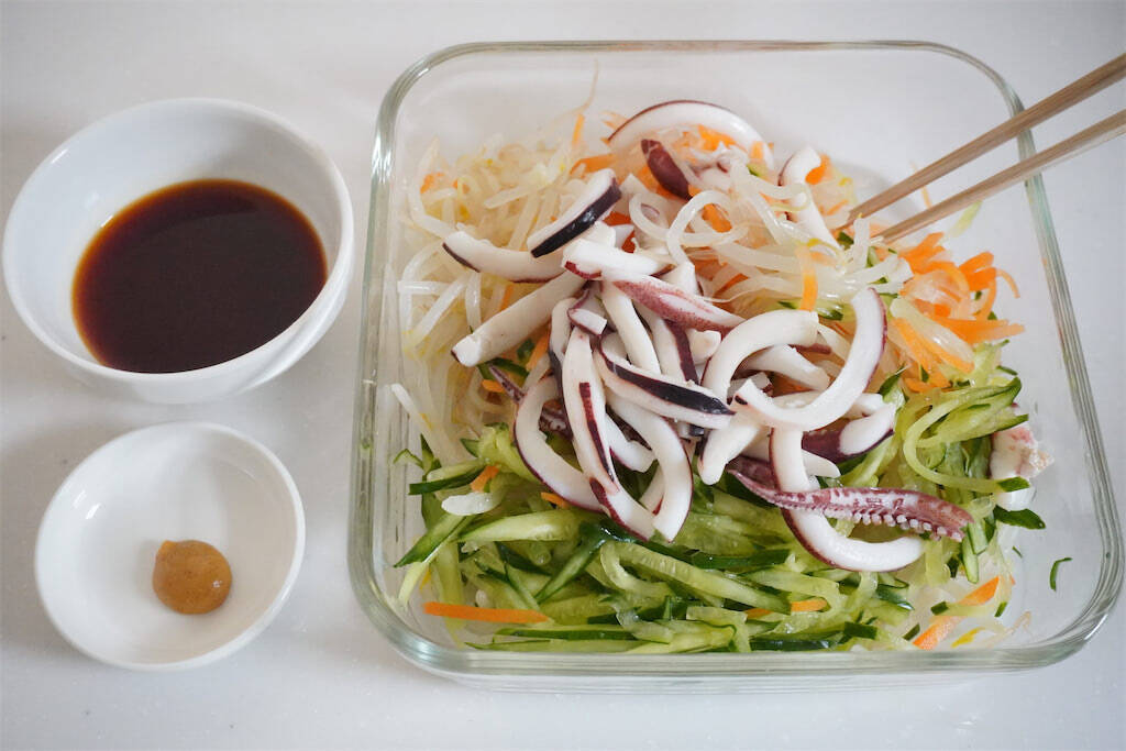 【刺激がたまらん！】大人がハマる「イカと野菜のからしあえ」作ってみた！ツーンとシャキ食感♪【農家直伝】