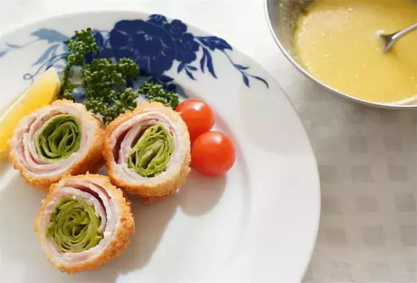 「発想の勝利！「シーザーサラダのフライ」作ってみた♪揚げてるのにシャキシャキってどゆこと!?【農家直伝】」の画像