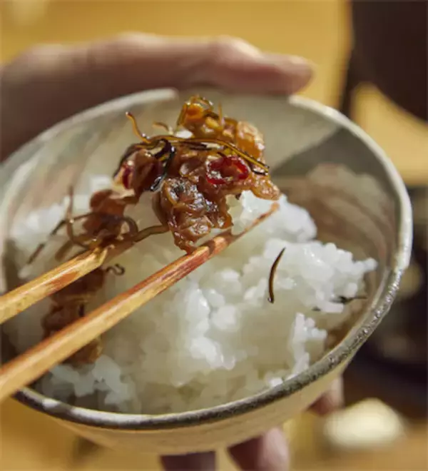 【原点にして至高】おかずは漬け物だけでいい！料理研究家が辿り着いた「米の甘み」が加速する究極の炊き方