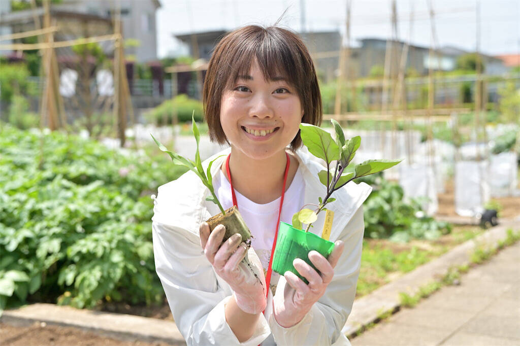 農作業初心者な「にちにち農ガール」2人が初めての野菜作り・体験レポ【その2：夏野菜を苗から育てる編】