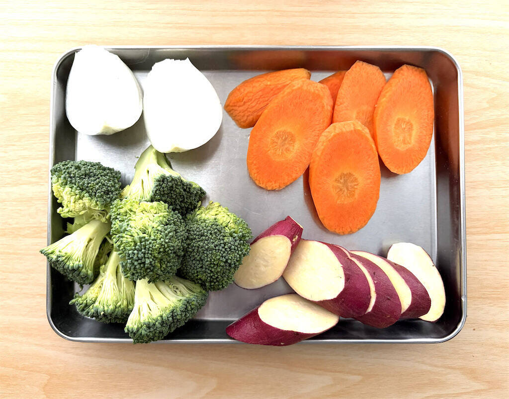 【レンチン3分！万能ドレッシング】「玉ねぎ」と「味噌」で作ってみた♪野菜もお肉も永久に食べられる♡