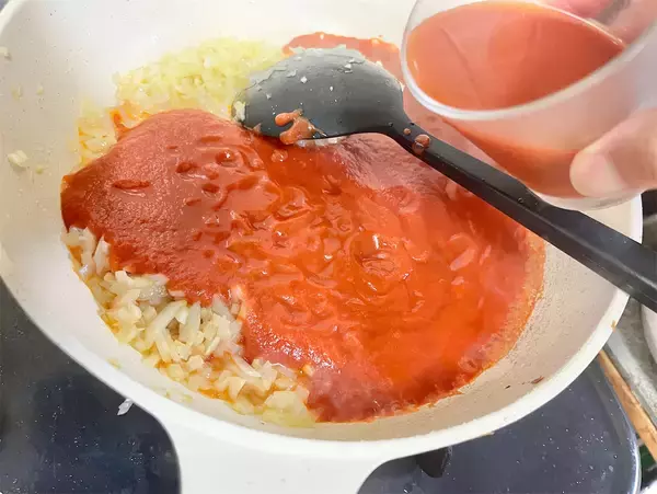 「【シェフ日高】なす×トマト×チーズの可能性は無限大！「なすとトマトの3層グラタン」に挑戦！」の画像