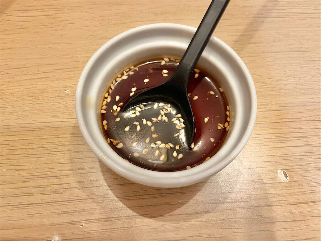 【焼き肉のタレでサラダを食べる!?】お酢＆辛味プラスで絶品に♪これ、焼肉屋さんの定番ドレッシングだわ♡