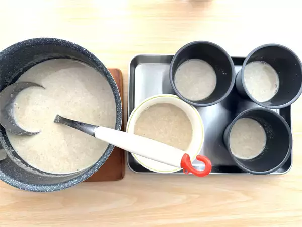 「【スイーツで乾燥対策!?】体に優し～い食材集めて「豆乳ごまプリン」作ってみた！潤いたっぷりプルプル感♡」の画像