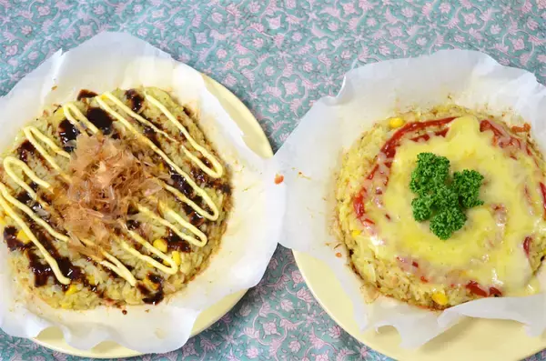 「【残りご飯救済】カレー粉とかつお節入れた「ライスピザ」でおいしく消費してみた！和洋折衷な絶品完成♪」の画像