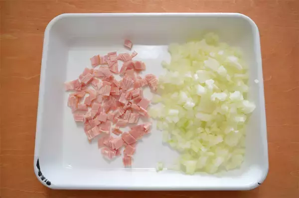 「【残りご飯救済】カレー粉とかつお節入れた「ライスピザ」でおいしく消費してみた！和洋折衷な絶品完成♪」の画像