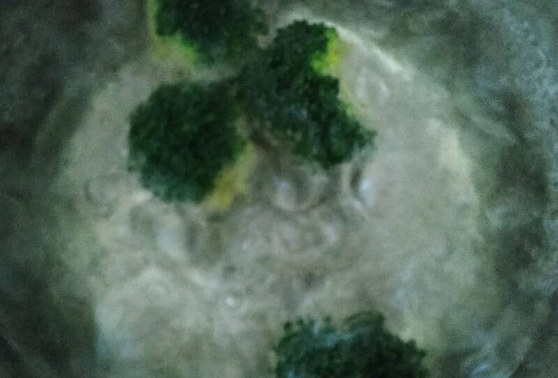 【鶏もも肉×いちご】意外すぎる「鶏のステーキ」作ろう！しょうゆ風味のいちごソース甘酸っぱ♡まさかの白米進む