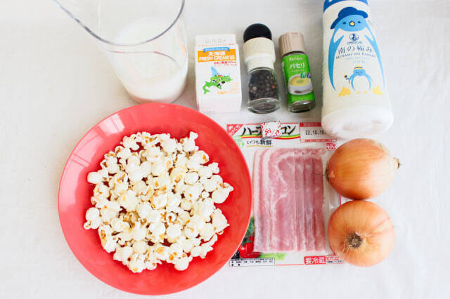 【定番料理の裏ワザ】コーンを使わず「コーンスープ」を作ってみた！「え、ポップコーンで⁉」【75歳のYouTuber】