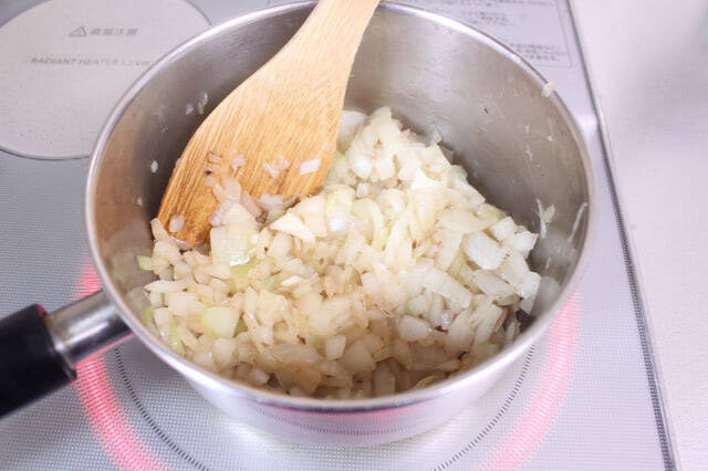 【定番料理の裏ワザ】コーンを使わず「コーンスープ」を作ってみた！「え、ポップコーンで⁉」【75歳のYouTuber】