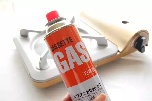 「【防災クイズ】カセットボンベ1本あたりの“強火で使える”時間は…「約1時間」「約2時間」「約3時間」どれ？」の画像
