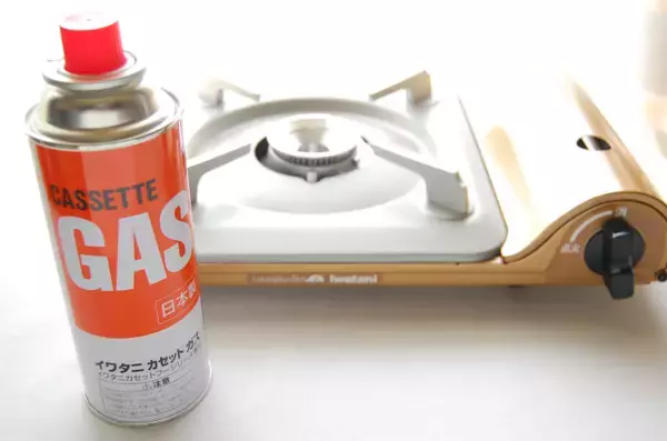 「【防災クイズ】カセットボンベ1本あたりの“強火で使える”時間は…「約1時間」「約2時間」「約3時間」どれ？」の画像