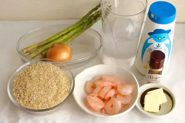 「【秘訣はバターコーティング】軽やかでマロい「洋風炊き込みご飯」作ってみた！生米がワンパンでふっくら♪」の画像