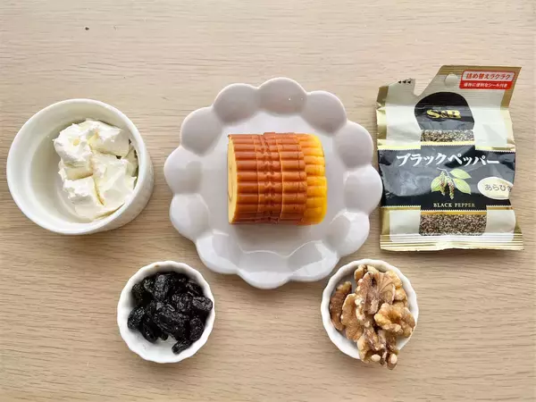 「【衝撃！おせち活用術】え、伊達巻ではさむの!?お正月残りでやみつきスイーツ「レーズンサンド」作ってみた！」の画像