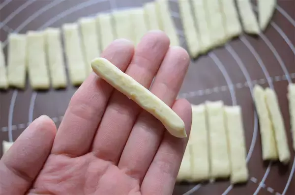 「【たんぱく質おやつ】大豆入り「かりんとう」作ってみた！コク・甘味ヨシ♡ほんのりきな粉感!?【農家直伝】」の画像