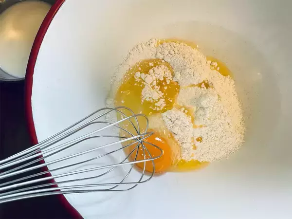 「【え、梨とホケミで!?】ほんのりビターな「タタンケーキ」作ろう！ワンパンで焼けちゃって手間パ最強【農家直伝】」の画像