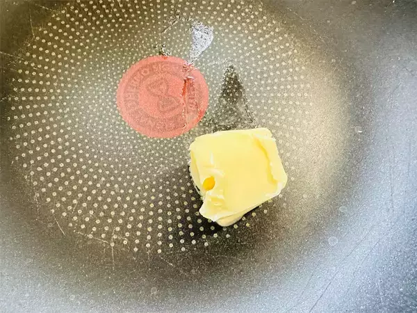 「【え、梨とホケミで!?】ほんのりビターな「タタンケーキ」作ろう！ワンパンで焼けちゃって手間パ最強【農家直伝】」の画像