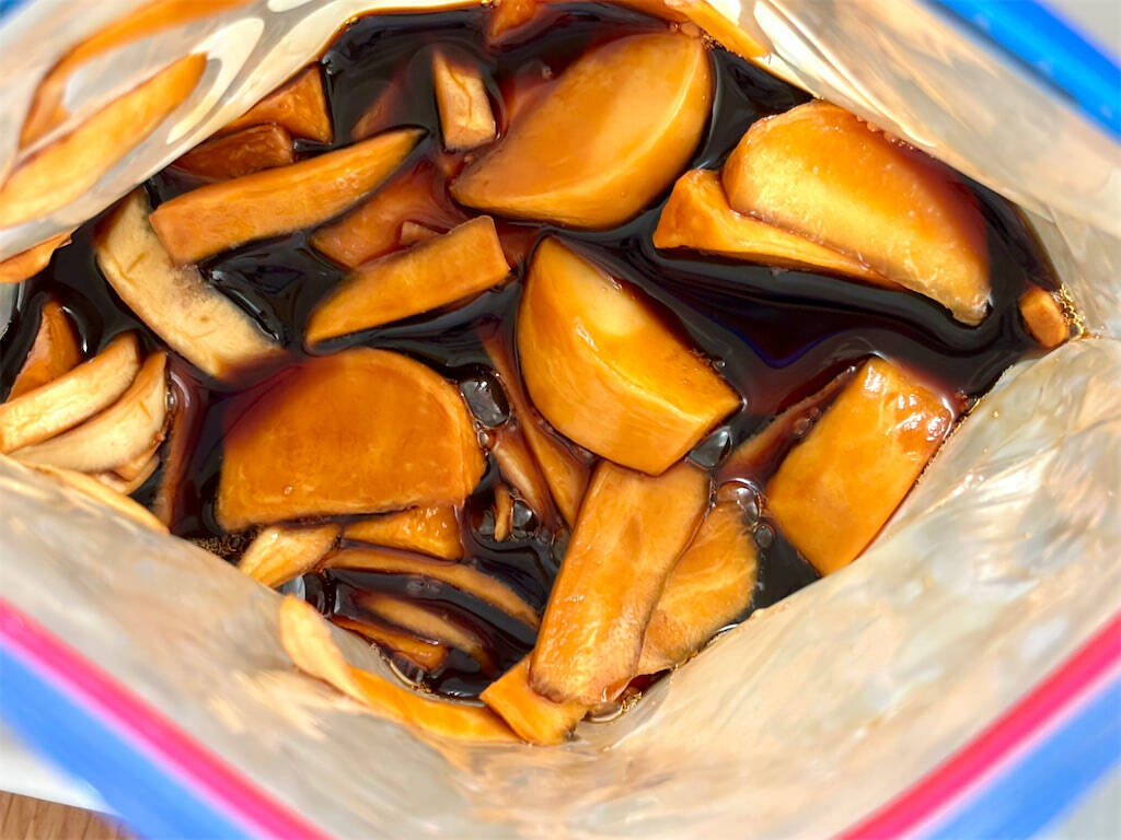 とろり濃厚な醤油！独特の風味がクセになる「小カブのたまりしょうゆ漬け」作ろう！角のない優しいお味♡