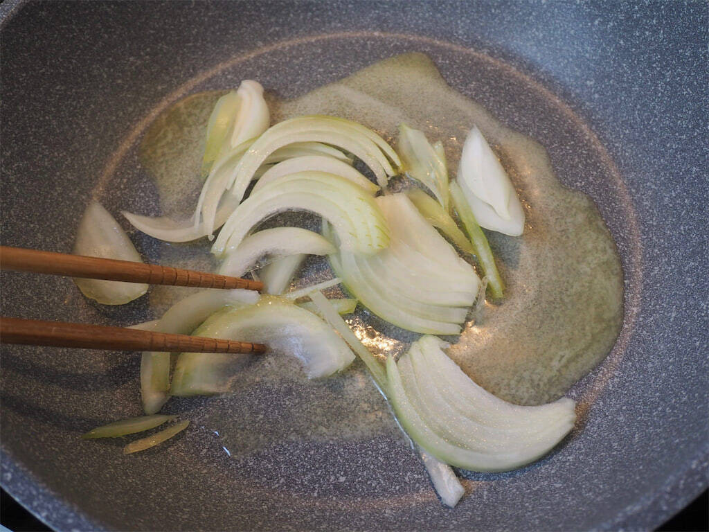 【トースターですぐ作れる】キャベツの甘みが優勝する「豆乳キッシュ」作ってみた！パイ生地も不要でお手軽♪