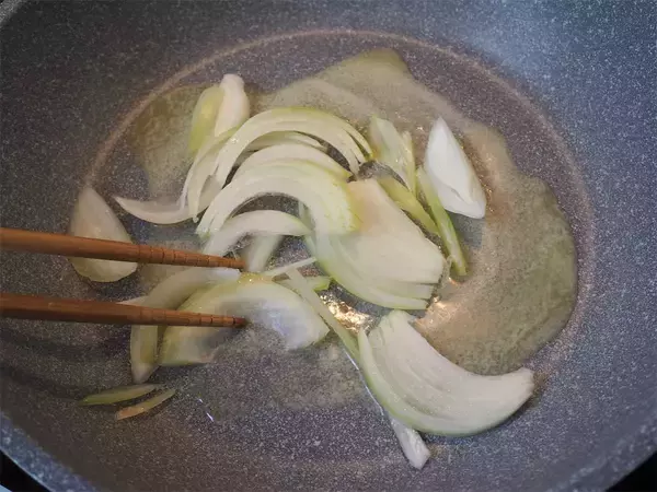 「【トースターですぐ作れる】キャベツの甘みが優勝する「豆乳キッシュ」作ってみた！パイ生地も不要でお手軽♪」の画像