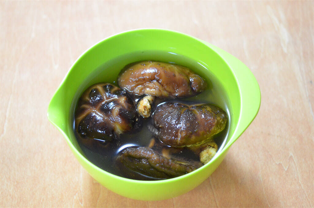 【農家直伝】蒸し器不要！炊飯器でモッチモチな「簡単ちまき風」作ってみた！確かにあの葉っぱの中身だ♪