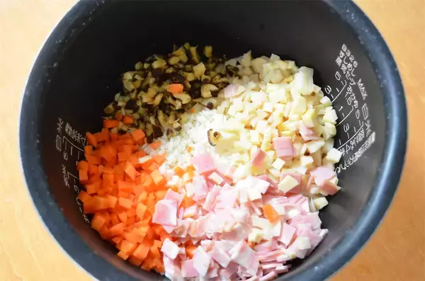 「【農家直伝】蒸し器不要！炊飯器でモッチモチな「簡単ちまき風」作ってみた！確かにあの葉っぱの中身だ♪」の画像