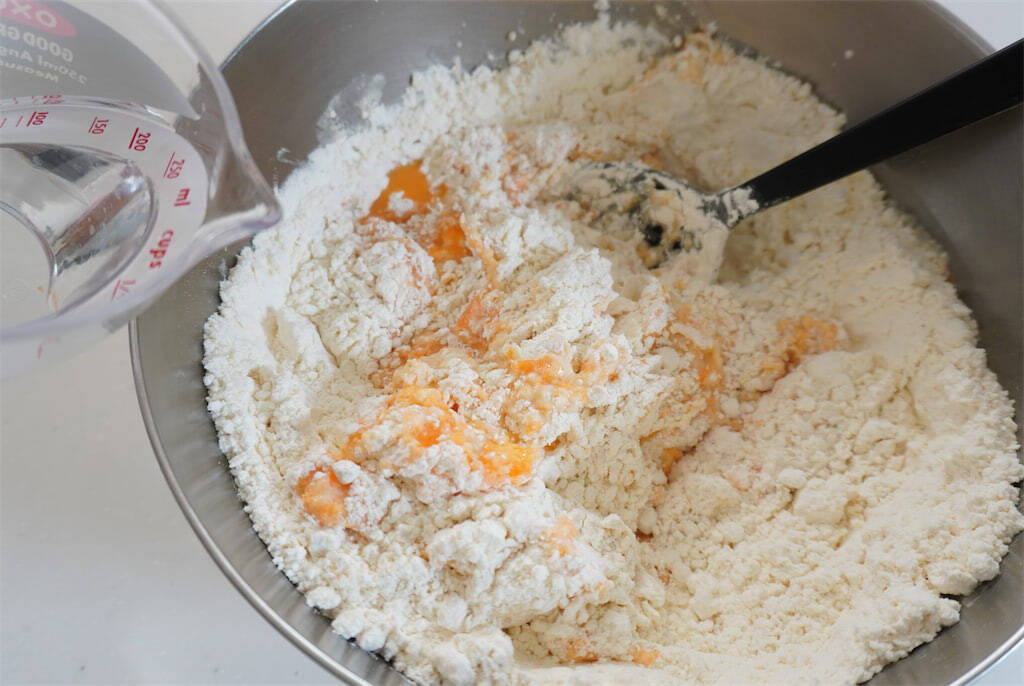 ブラジルの粉モン「パステル」がカリモチッうま～！具は肉じゃが風なの♡ぜひ国産小麦粉で！【農家直伝】