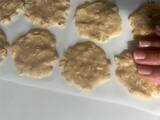 「混ぜて焼くだけの「ズボラ♡オートミールクッキー」作ろう！バターの代わりに米油を使うと…脅威のザクザク食感♪」の画像10