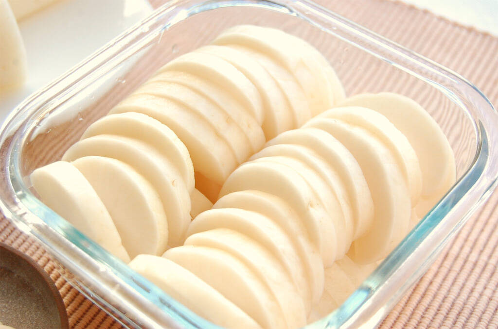 【熟成の7日間】袋に入れてじっと待つ♡大根1本と家にある調味料で出来る「自家製たくあん」作ってみた