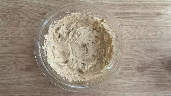 「【至福のくちどけ】ほろ苦な「米粉のコーヒーロールケーキ」をご紹介！極上のしっとり感♡【元パティシエ直伝】」の画像