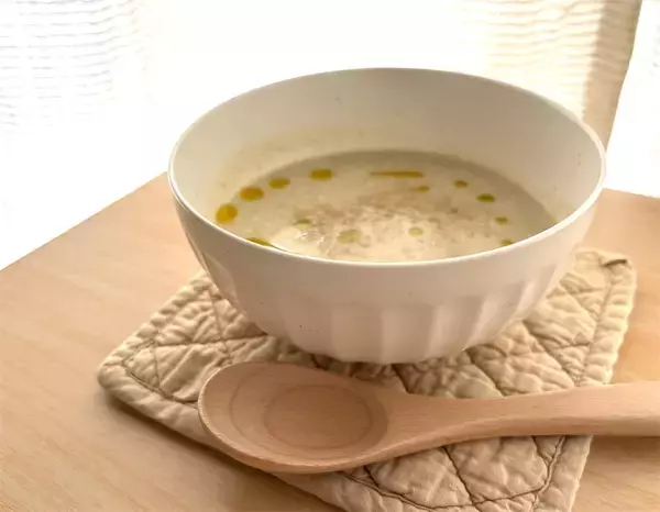 「【ごぼう×かぶの極上コンビ】寒い朝に嬉しすぎる「根菜ポタージュ」作ってみた！豆乳ベースでまろやかに潤う♡」の画像