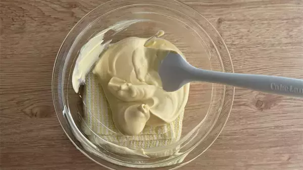 「【卵1個で3個作れる！】ふわっと軽やか「いちごの米粉オムレット」は春おやつにぴったり♪【元パティシエ直伝】」の画像