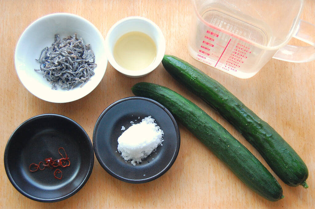 【きゅうり大量消費】薄切りきゅうりをクルクル巻いて…これはもはや、料亭の一品！「胡瓜★やばい漬け」作ってみた♪