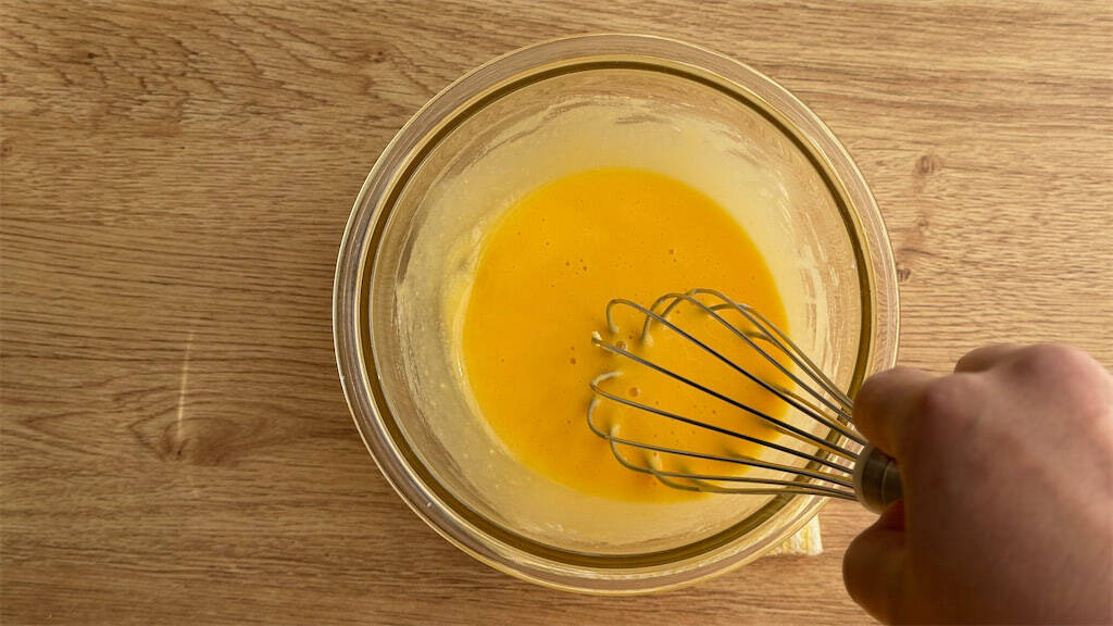 【中身ほぼいちご♡】米粉で驚きのしっとり食感♪「いちごのロールケーキ」は感動の口溶け【元パティシエ直伝】
