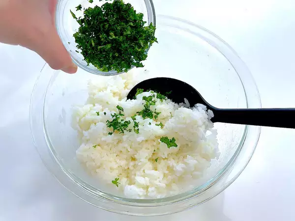 「【かぶ×鶏もも肉】でトロトロ濃厚な「クリーム煮」作ろう！かぶがデザート級に甘っ♡え、ご飯にかけちゃうの!?」の画像