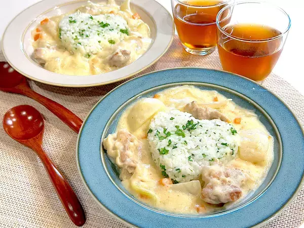 「【かぶ×鶏もも肉】でトロトロ濃厚な「クリーム煮」作ろう！かぶがデザート級に甘っ♡え、ご飯にかけちゃうの!?」の画像