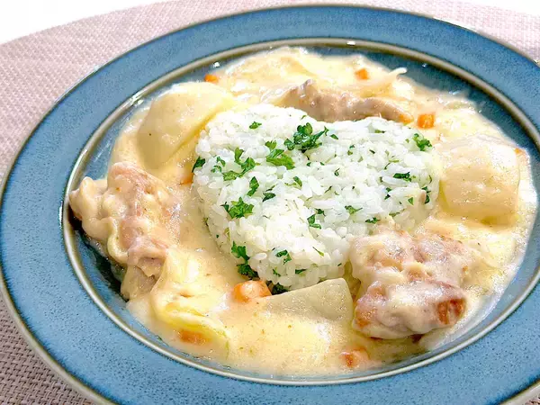 「【かぶ×鶏もも肉】でトロトロ濃厚な「クリーム煮」作ろう！かぶがデザート級に甘っ♡え、ご飯にかけちゃうの!?」の画像
