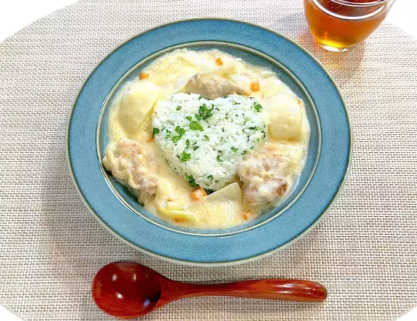 「【かぶ×鶏もも肉】でトロトロ濃厚な「クリーム煮」作ろう！かぶがデザート級に甘っ♡え、ご飯にかけちゃうの!?」の画像