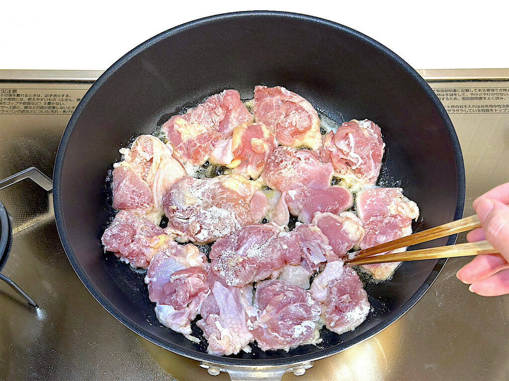 【かぶ×鶏もも肉】でトロトロ濃厚な「クリーム煮」作ろう！かぶがデザート級に甘っ♡え、ご飯にかけちゃうの!?