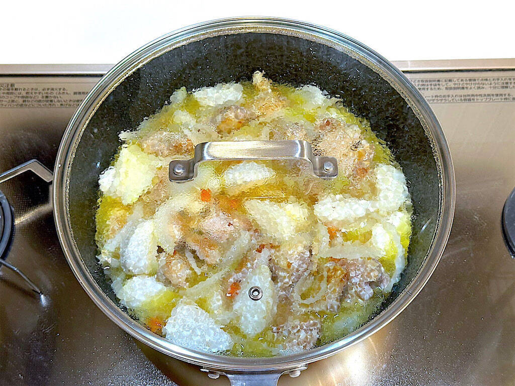 【かぶ×鶏もも肉】でトロトロ濃厚な「クリーム煮」作ろう！かぶがデザート級に甘っ♡え、ご飯にかけちゃうの!?