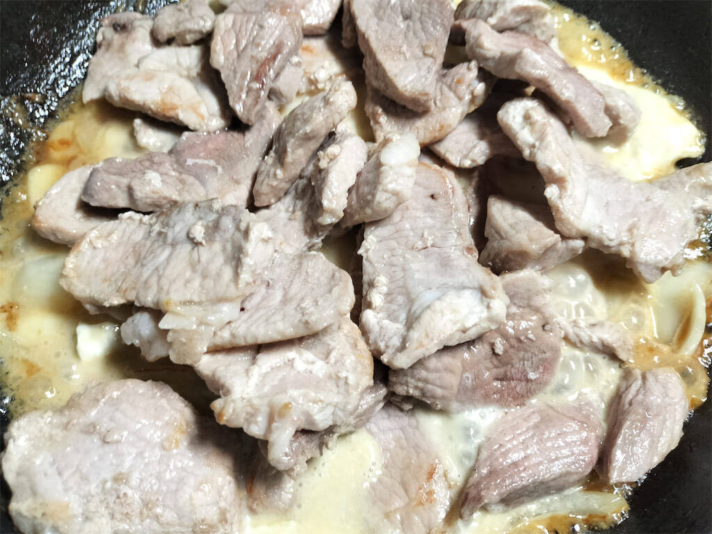 【シェフ三國の冬はこってり系】チーズをソースに!?ブイヨン使わず「豚肉のカマンベールソース」作ろう！